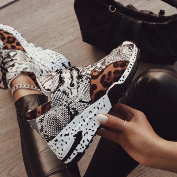 Shoes - Snakeskin leopard print Lace up sneakers